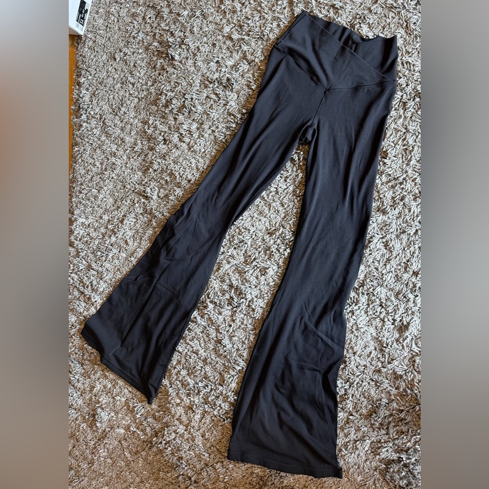 Aerie Offline Black Flared Leggings